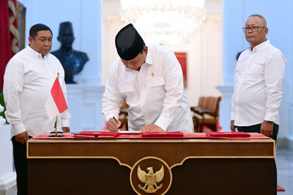 Presiden Prabowo Tandatangani PP Penghapusan Piutang Macet untuk UMKM di Sektor Pertanian dan Kelautan